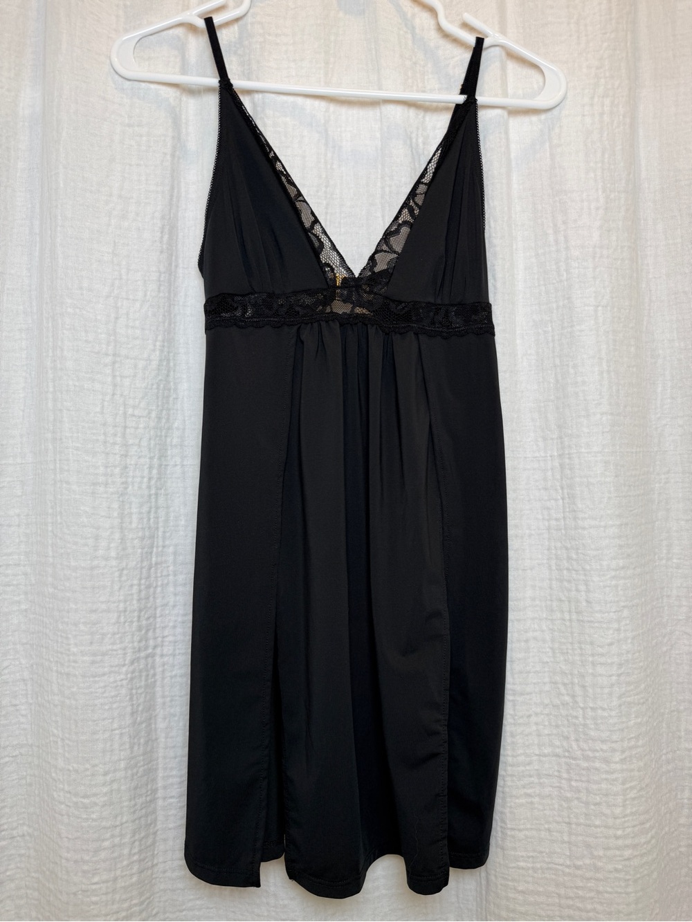 Frederick's of Hollywood Black Lace Trim Babydoll Chemise Slip Nightgown